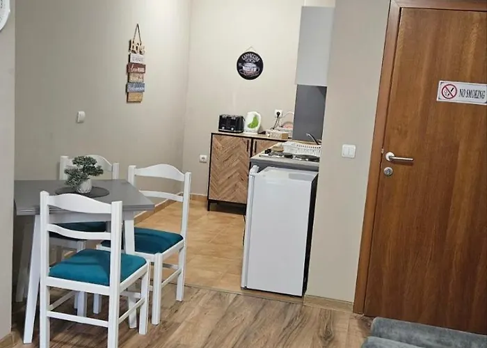 דירה Minkov Apartments, - замъка 2 *