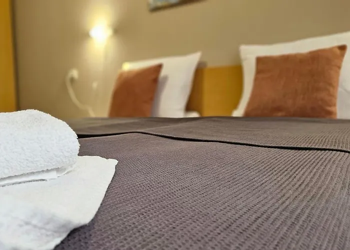 Minkov Apartments, - замъка 2